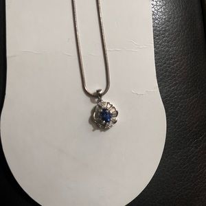 18k white gold diamond and sapphire necklace